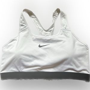 XL NIKE Bra